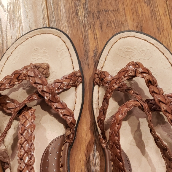 B.o.c flats - Picture 3 of 3